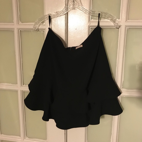 Aritzia Sunday Best Buttercup Skirt, never worn - Picture 2 of 4